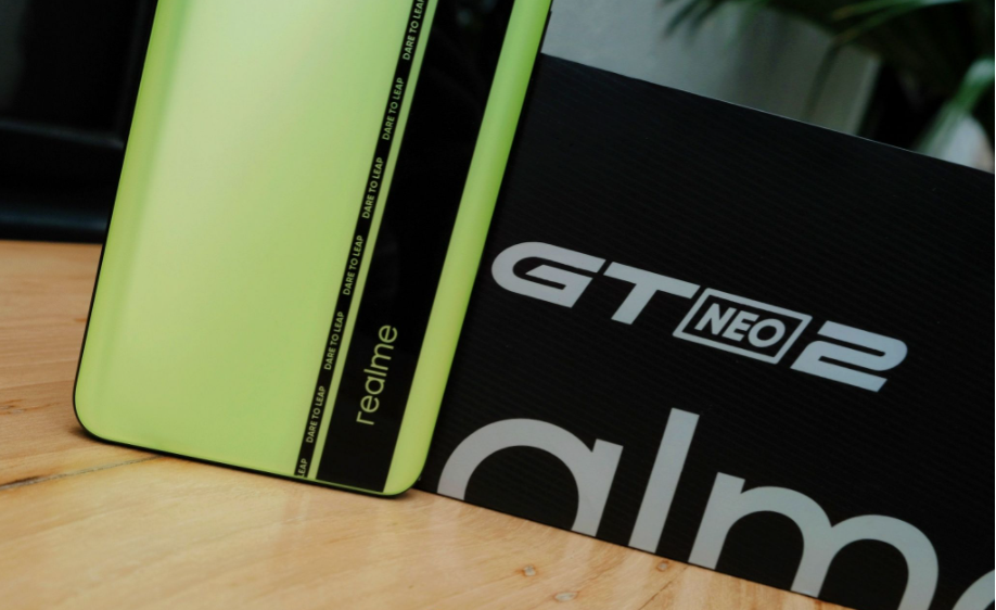 尼康|65W闪充+6400万像素，优质旗舰价格跌至2099，性能功耗体验是亮点