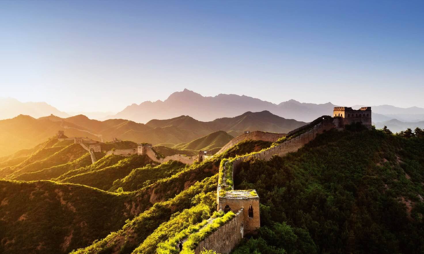 运动员|冬奥比赛场地在长城脚下,美国运动员随手一拍,让国外网友炸了锅