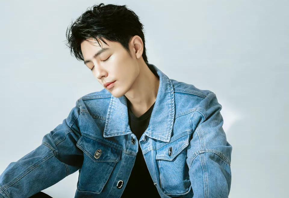 肖战|《北京青年报》官宣肖战新荣誉！评价肖战两手抓工作，业内独一档