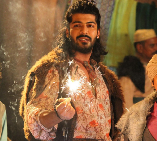 追爱|20岁印度女星图尼莎·沙玛在片场自杀,疑已怀孕,同组男主演被控谋杀!