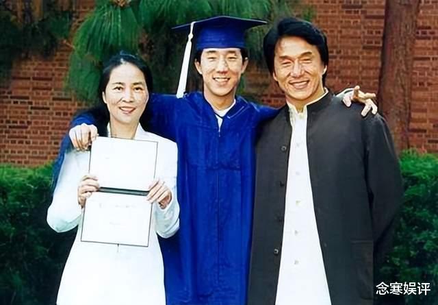 房祖名|房祖名自知复出无望，被曝转战从商开始卖酒，生意做得风生水起