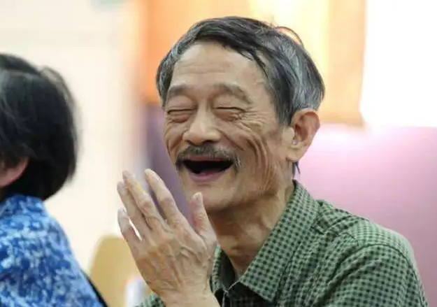 酷睿处理器|2014年,任正非邀请一老头为华为代言,老头说:代言可以,不要钱