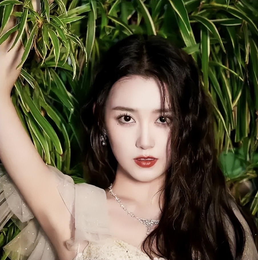 文淇|年纪轻轻却演技炸裂，这十位新生代小花，个个都有爆红的潜质