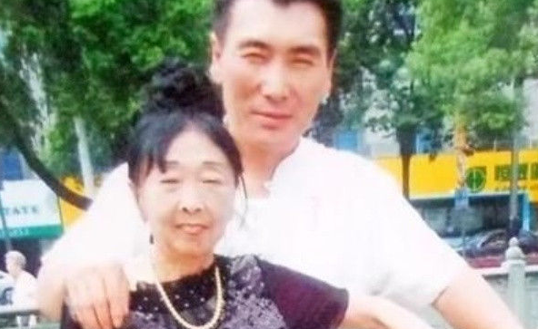 李玉成|网友：大小老婆可还行！马玉琴被接回家，与李玉成新欢相处融洽