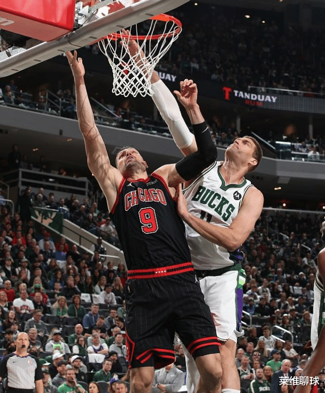 德罗赞|NBA最水三巨头！70投60分小科比现原形，8000万工资要换来一轮游