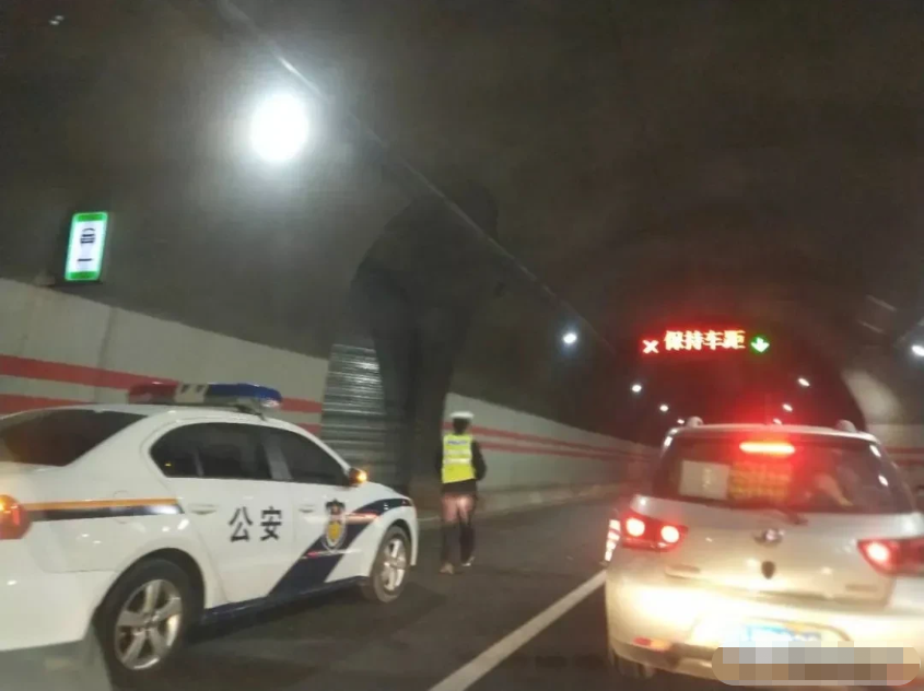 自己的车被追尾,却被判定肇事逃逸?法院判决刷新认知