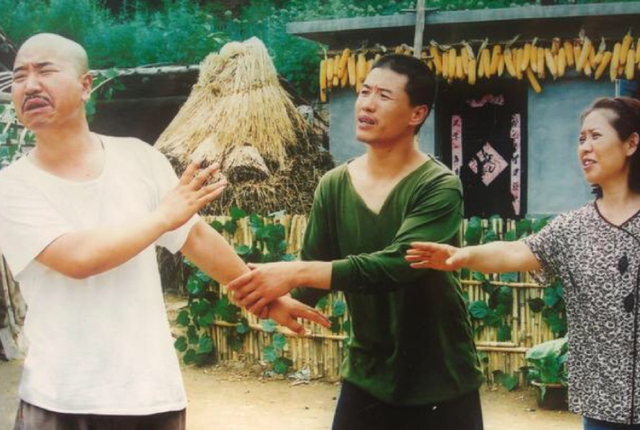 乡村爱情|《乡村爱情1》7位男演员现状:回农村种地,直播带货,二婚娶娇妻