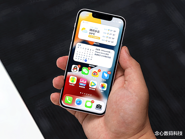 iPhoneSE|对比iPhone SE3和iPhone13mini后，库克的“小算盘”被看透了