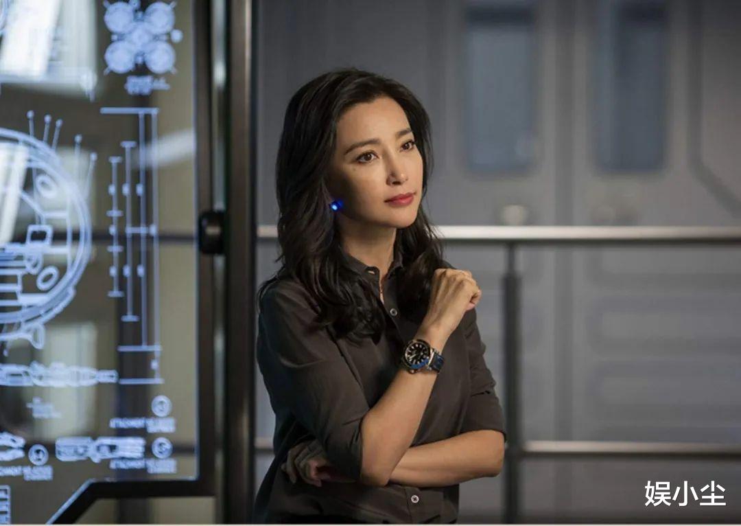 李冰冰|时隔四年，李冰冰携《平凡英雄》回归大银幕，网友：太感人