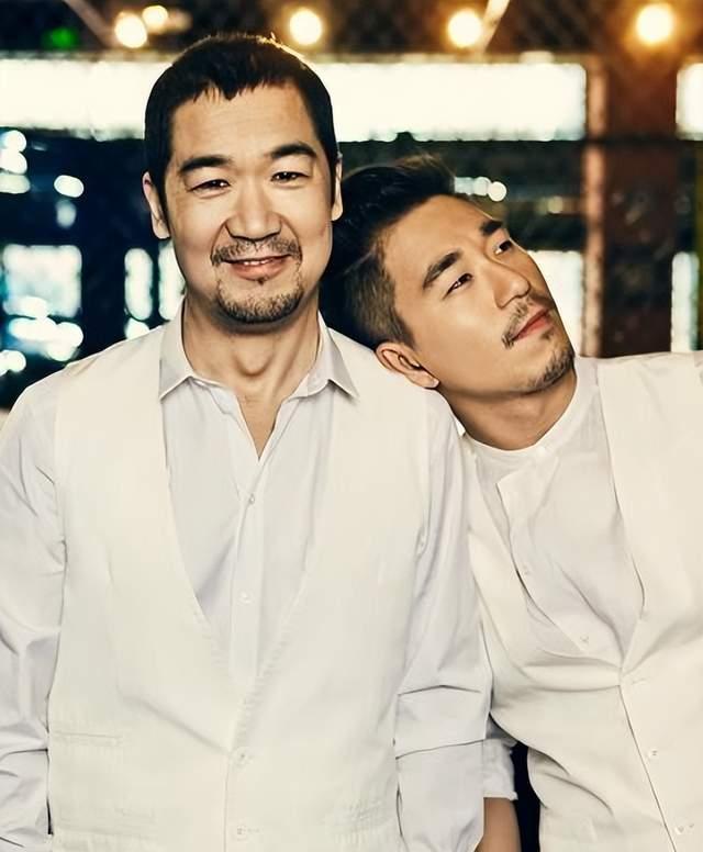 迪丽热巴|2天10个瓜！曝Z性老戏骨出轨、当红女星出国待产、星爷疑复出…