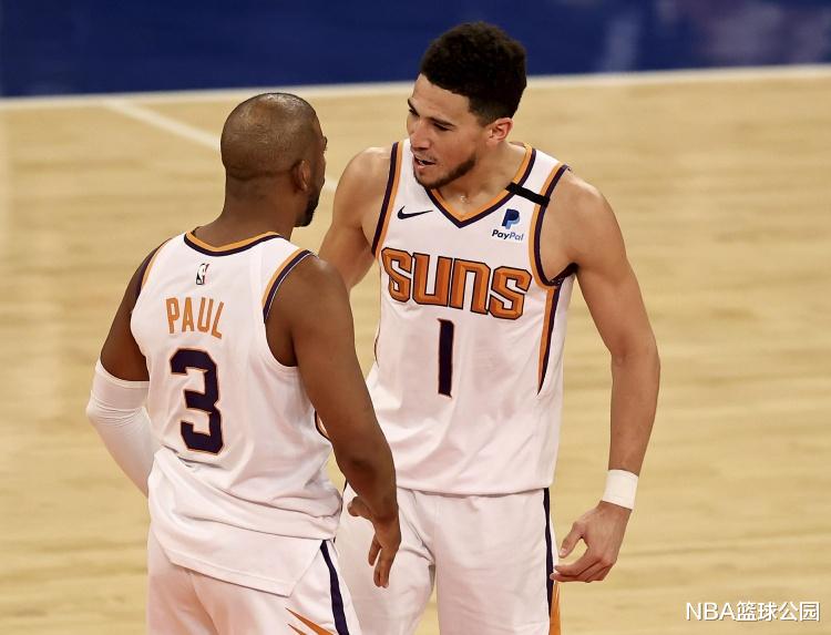 布克|拒绝逆转！布克43+12+4，保罗21+4+5，打破NBA纪录，成历史第一人