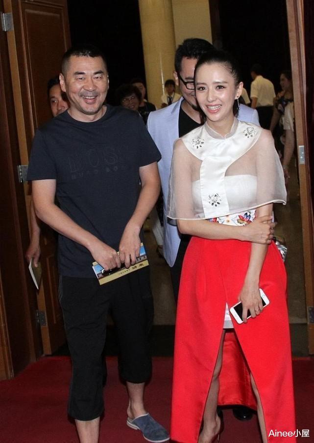 肖战|佟丽娅的美无法复刻，穿紫色薄纱亮片裙甜美浪漫，身材气质都不错