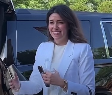 约翰尼·德普|借女儿打「悲情牌」求放过？德普美女律师兼绯闻女友步步紧逼，艾梅柏当堂哑口无言