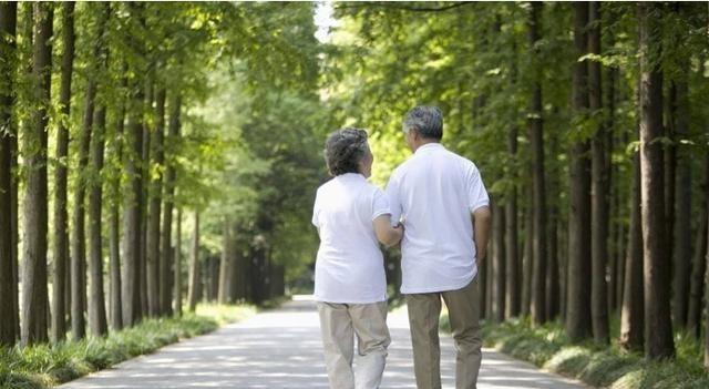 购房置业|儿子买房我准备出30万元，看房时准儿媳说一番话，我决定一分不出