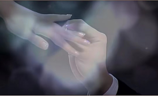 张杨果而|37岁美女主持罕见晒视频,庆祝结婚九周年,曾被称为萌版小董卿