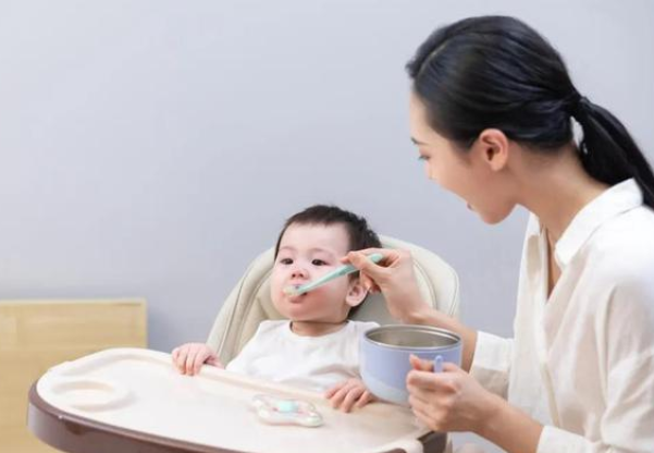 大学生|“新兴岗位”大批招聘，平均薪资9600元，想找工作的大学生别错过