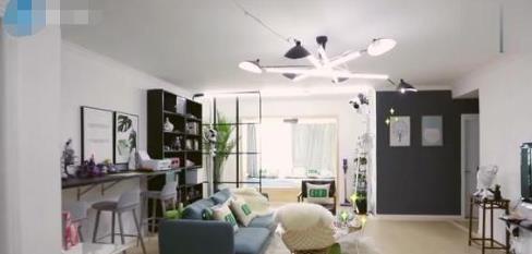 参观韩雪住的豪宅,阳台设计了榻榻米床,既实用又好看