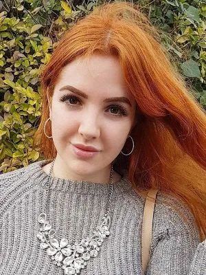 英国|下海拍片遭父母抛弃,发大财父母嘘寒问暖!英国姑娘感叹好现实