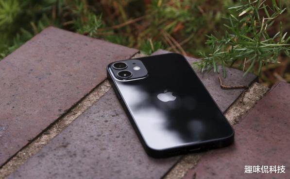 苹果|下跌1900元！A14芯片+IP68+5.4英寸，苹果首款5G手机大跳水