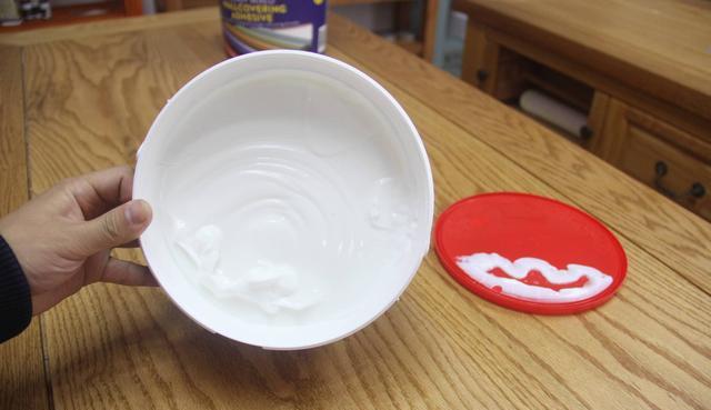 墙纸和墙布的5个区别:墙布更贵、更好,但这些“好”你需要吗?