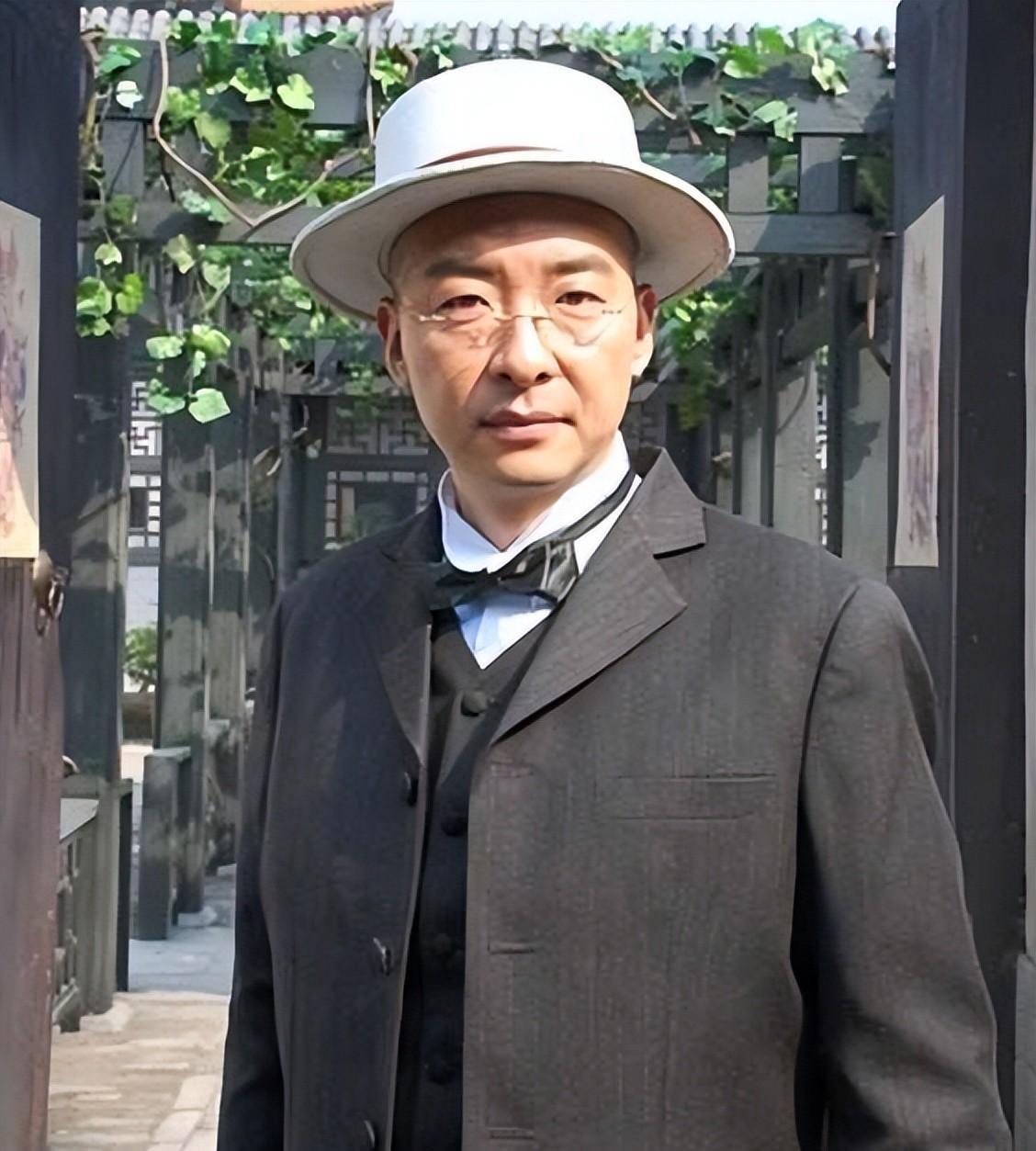 中国好声音|演员郝平:两次被中戏拒绝,娶了白富美为妻,感恩岳父的伟大