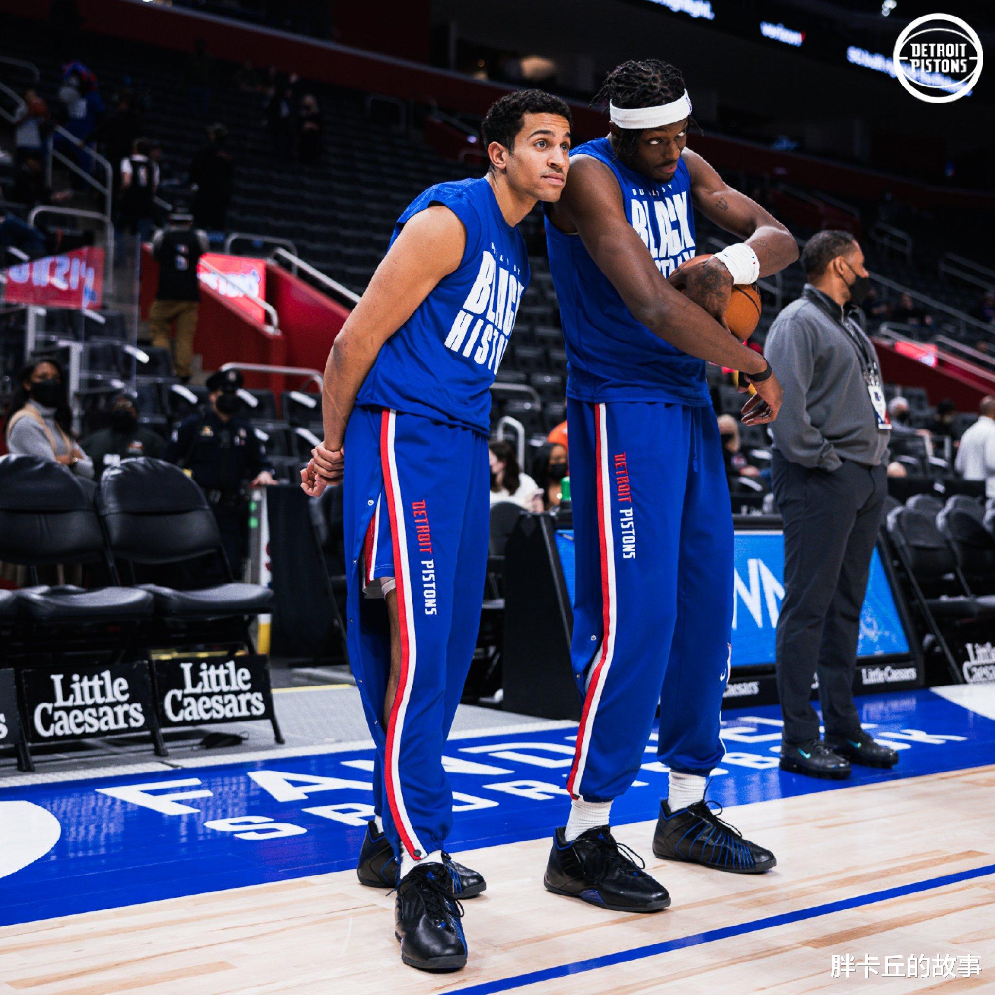 斯蒂芬·库里|2月4日NBA球鞋上脚，库里上脚初代签名鞋，德罗赞上脚科比11