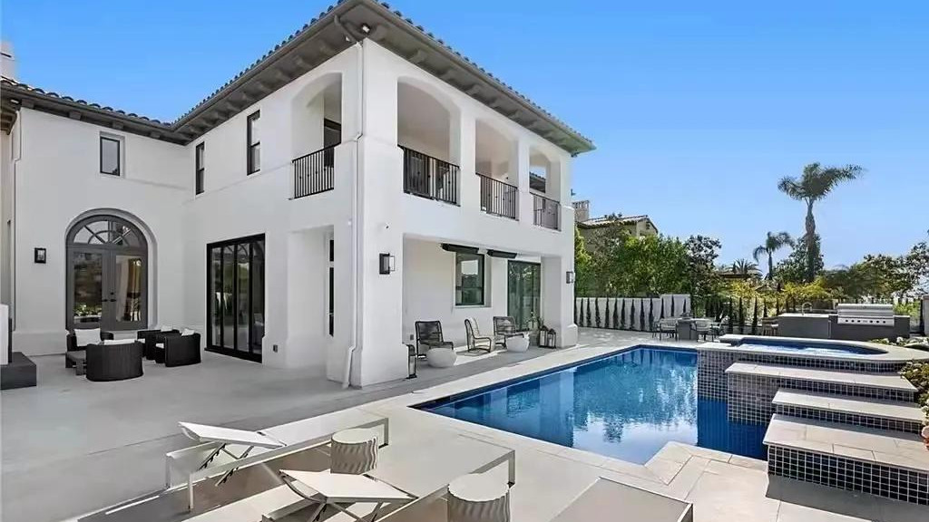 |是美国的别墅贵还是中国的别墅贵，终于有人解释清楚了