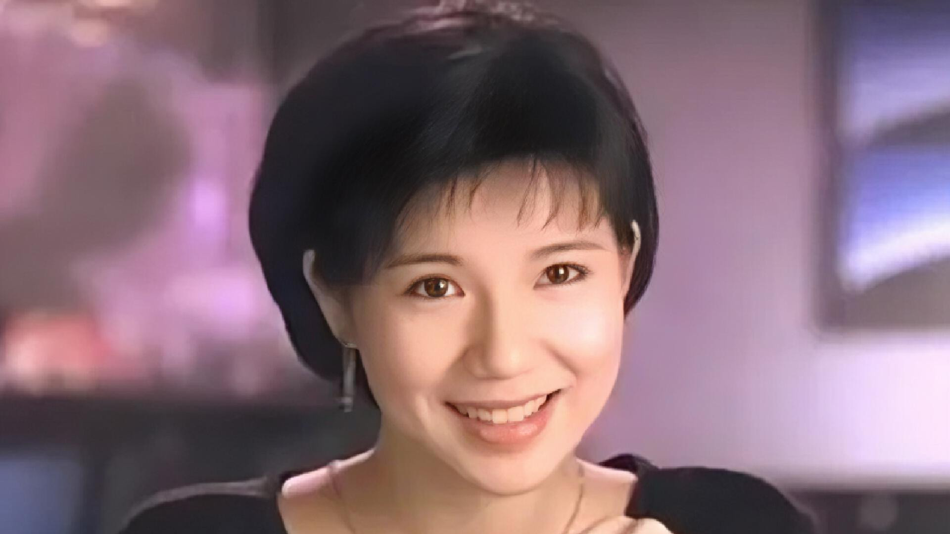 关秀媚|香港知名女星56岁依旧风韵犹存！因丑闻事业尽毁，与男友恋爱多年无结婚计划