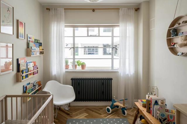 伦敦一家三口两室小户型住宅，别致北欧风设计，那叫一个耐看实用