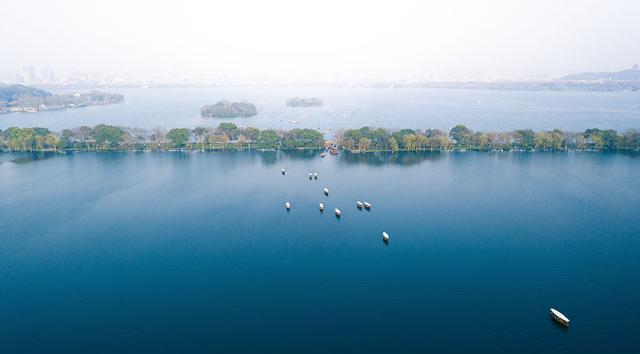 南京|为什么南京玄武湖远没有杭州西湖出名？