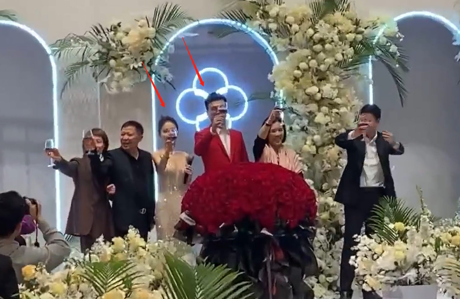 富二代|海王项思醒道歉视频曝光,掩面痛哭抽泣不止,忏悔自己做错了