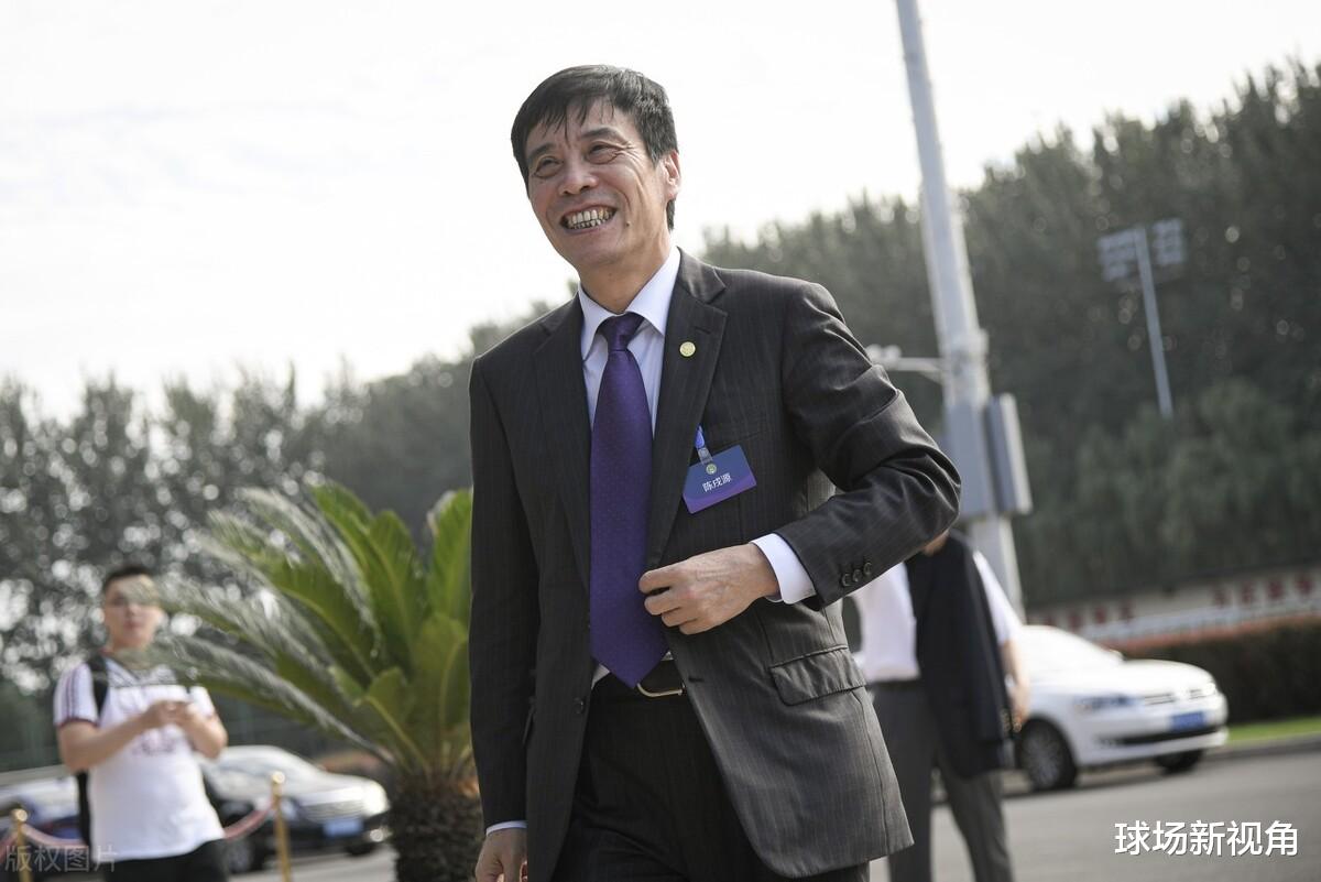 徐新|重磅！郭田雨、洛国富、武磊入选金球奖，陈戌源仍将率队出征日本，郝伟谈徐新