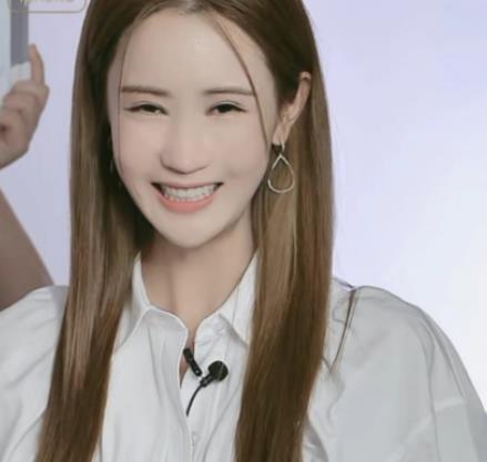 法医探案团|李多海到中国带货赚钱 直播脸僵被指换头 我的女孩周幼琳巅峰不再