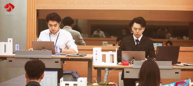 闪闪发光的你|展现真实职场的《闪闪发光的你》，为何比职场剧还好看？