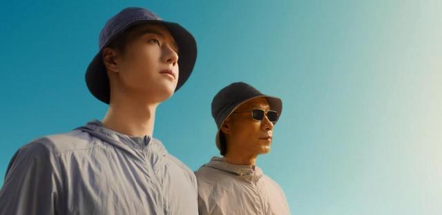 王一博|“小猪佩奇”出道！王一博新“凉皮”广告3套装超帅，插兜好执着