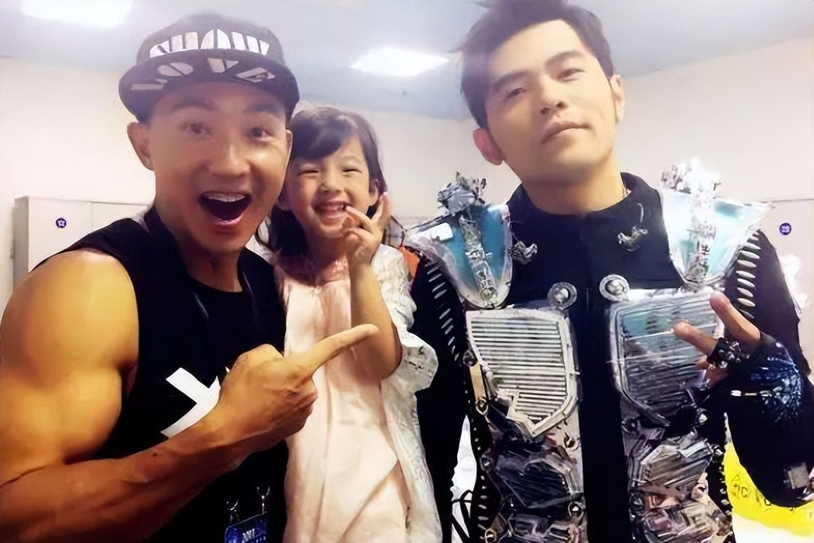 周杰伦|20多年过去了才知道:这两人被周杰伦记一辈子,不是没有道理的