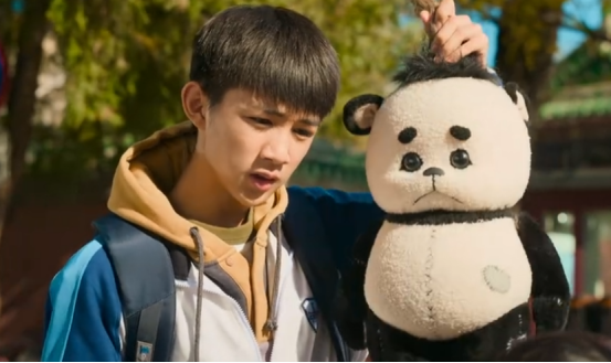 豆瓣|2022年年度8部大烂片,咖位一个比一个高,评分一个比一个低