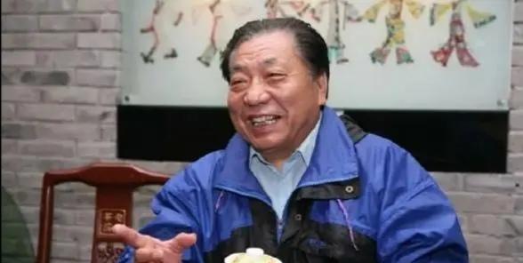 侯耀华|终于有人支持侯耀华，老艺人马歧说他在家挑大梁，弟弟的事必须管