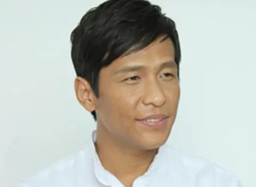 小姐姐|宋小宝成名后和发妻离婚,真的是男人有钱就变坏吗?