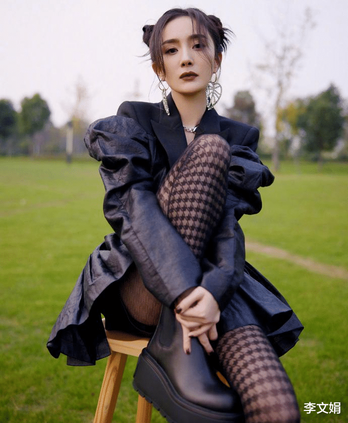 杨幂|杨幂爸爸回应女儿伤势！感谢所有关心的朋友，并求上天保佑女儿