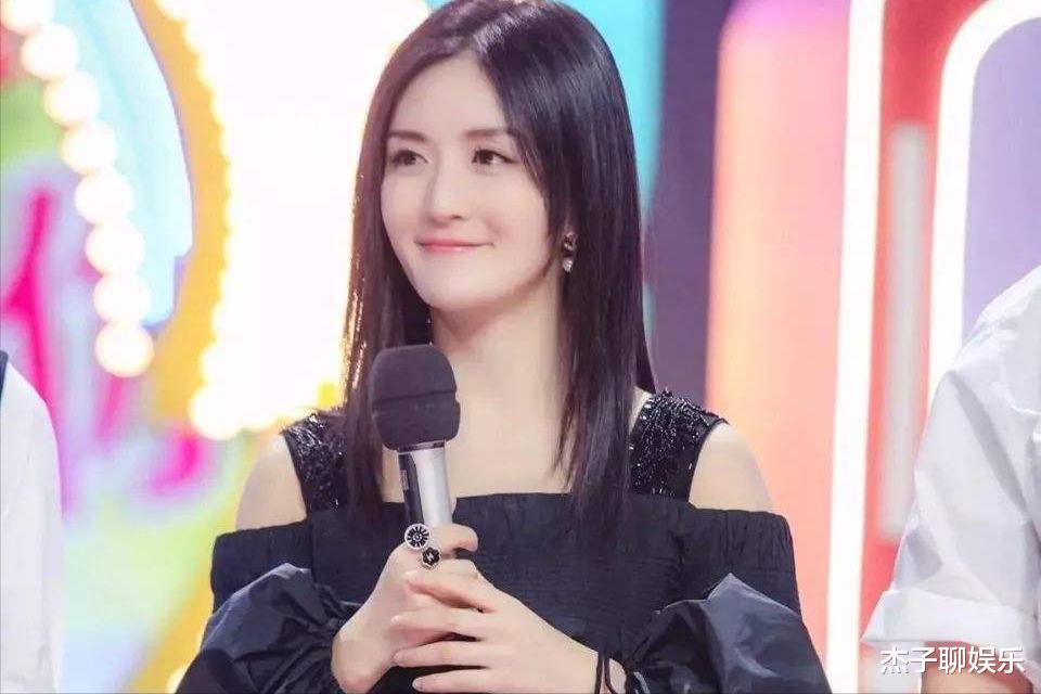 谢娜|在《快本》3进3出后，谢娜如今有了新归宿，李维嘉依旧还在待定