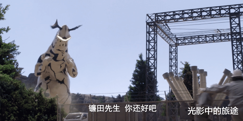 奥特曼|德凯奥特曼：导演在致敬蓝胖子还是夹杂私货？又嗅到了万代的阴谋