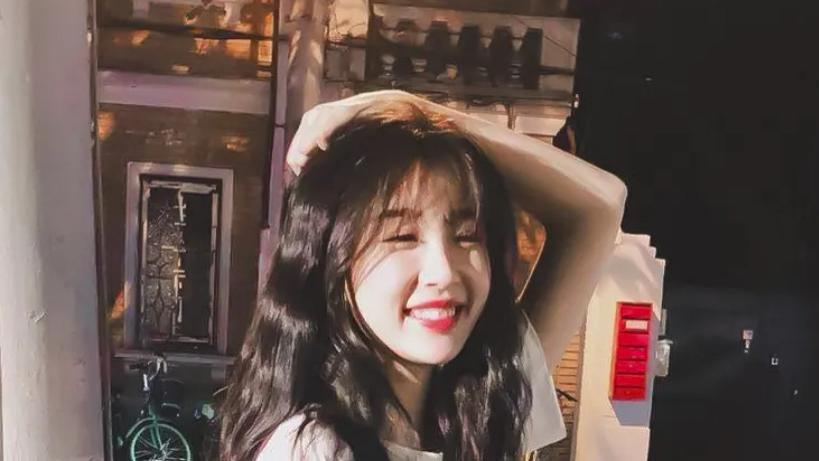 杨超越|虞书欣很真实，喜欢她的清醒和自嘲式的表现