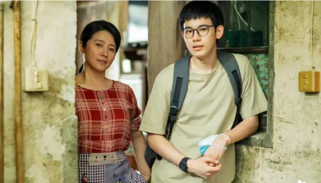 颜丙燕|《大考》热播:50岁颜丙燕为演戏纯粹,不接广告和综艺一生未婚