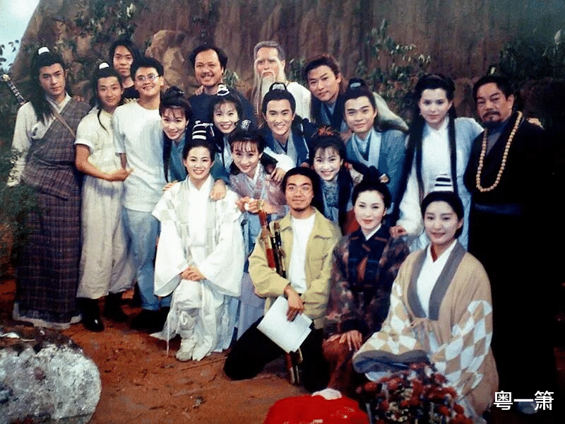 黄蓉|最美中年黄蓉之争,魏秋桦虽美却不敌一人,可惜对方已经去世五年