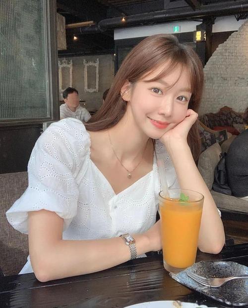女孩 和“微胖”的女生在一起，是一种什么样的体验？男生：我爱了