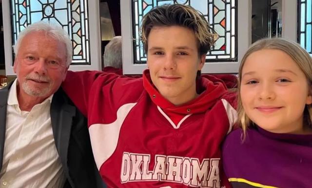 哈珀·贝克汉姆 小七又变壮了，脸盘全家最大！个头快赶上贝嫂，青春期减肥好难