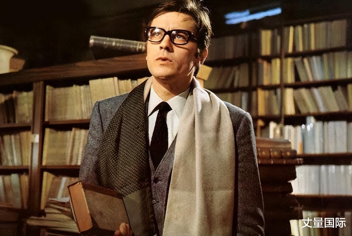 刘晓庆|阿兰德龙当年被封为法国第一美男,28岁儿子神传承帅基因不输老爸