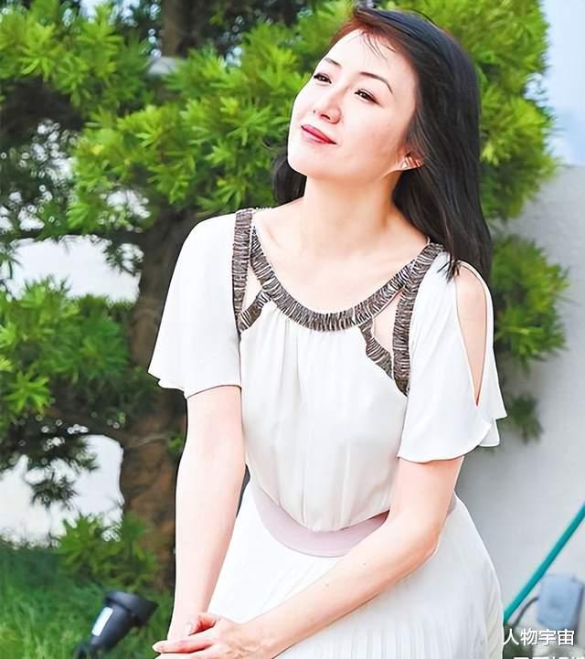 何婉盈|她是神似吴倩莲的虎牙女星,气质出众感情波折,今为孩子努力打拼