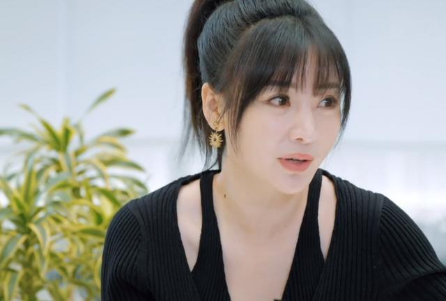 刘亦菲|柳岩：亲情和爱情都有泪，“性感”只是人设，拼命赚钱才有安全感